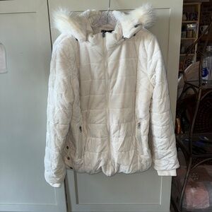 Chirsuno Quilted Puffer Jacket – Cream – Medium